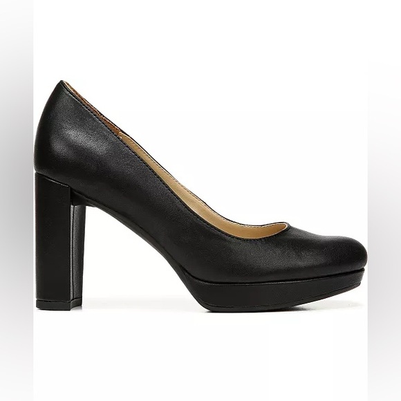 Naturalizer Black Women's Pumps - Picture 1 of 7